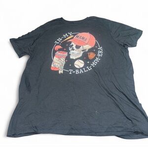 Black T-ball mom tee #momlife 3X